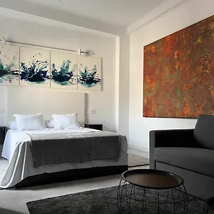  Apartment Innova Spaces